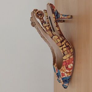 Dolce & Grabbana Multicolor Printed Fabric Pointed Toe Low Heels